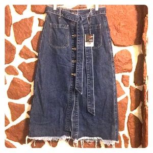Hidden Jeans Denim Skirt!